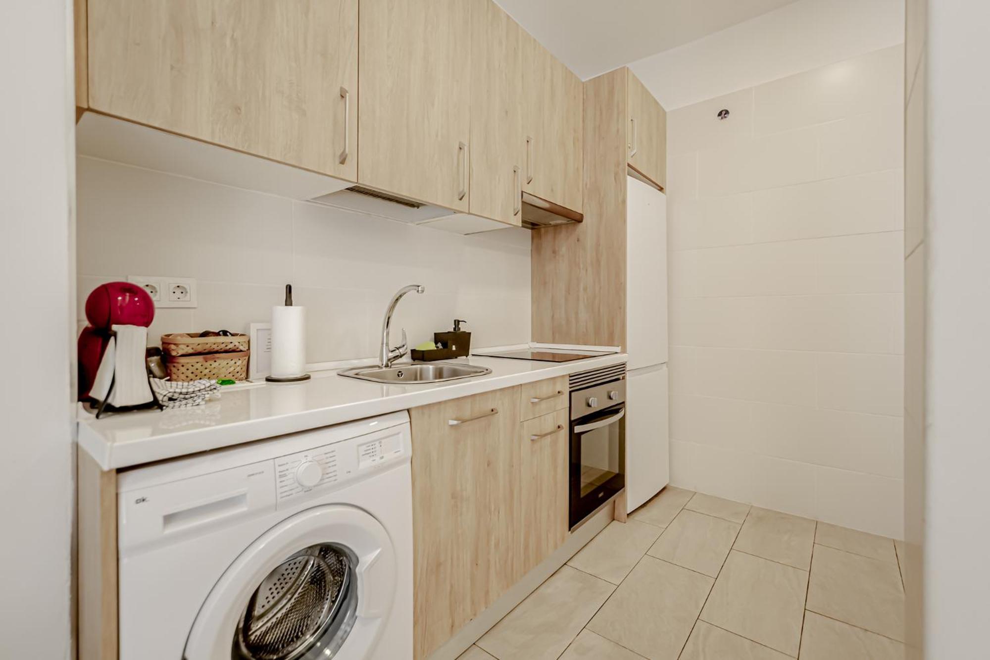 Apartamentos Tetuan Madrid Bilik gambar
